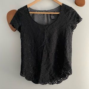 Aritzia Talula Lace top XS